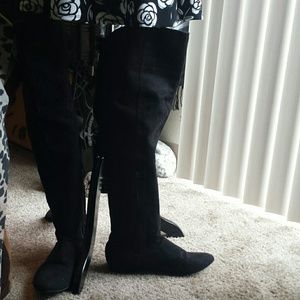 Vegan over knee black boot 9 slouchy multi flat